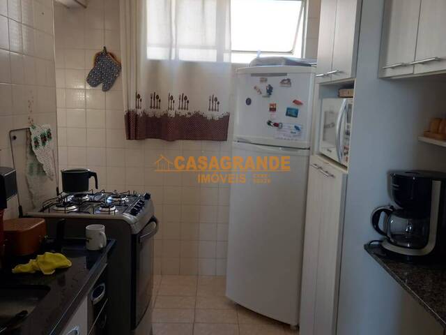 Apartamento para Venda em São José dos Campos - 4