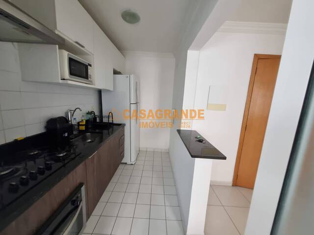 Apartamento para Venda em São José dos Campos - 2