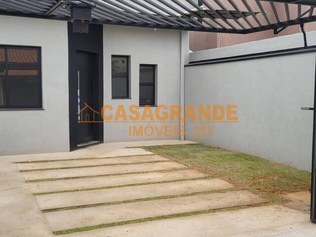 #10666 - Casa para Venda em São José dos Campos - SP - 1