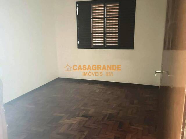 Casa para Locação em São José dos Campos - 4