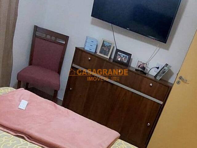 Apartamento para Venda em São José dos Campos - 4