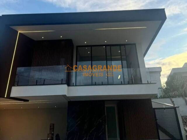 Casa para Venda em São José dos Campos - 2