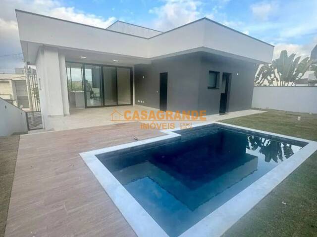 Casa para Venda em São José dos Campos - 1