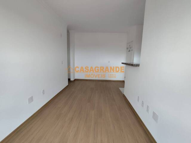 Apartamento para Venda em São José dos Campos - 3