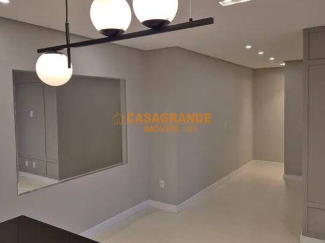 Apartamento para Venda em São José dos Campos - 3