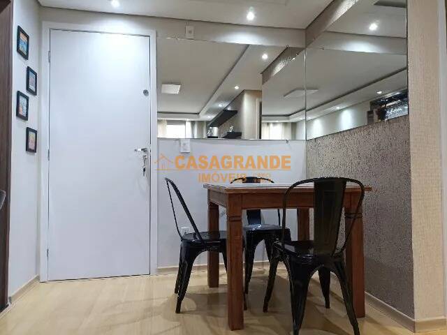 Apartamento para Venda em São José dos Campos - 3