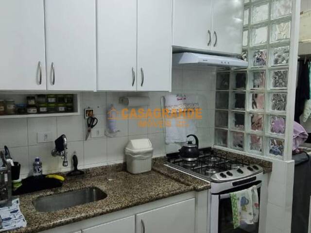 Apartamento para Venda em São José dos Campos - 3