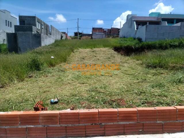 Área para Venda em São José dos Campos - 2