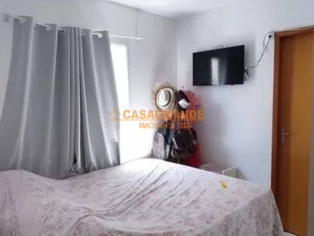 Apartamento para Venda em São José dos Campos - 4