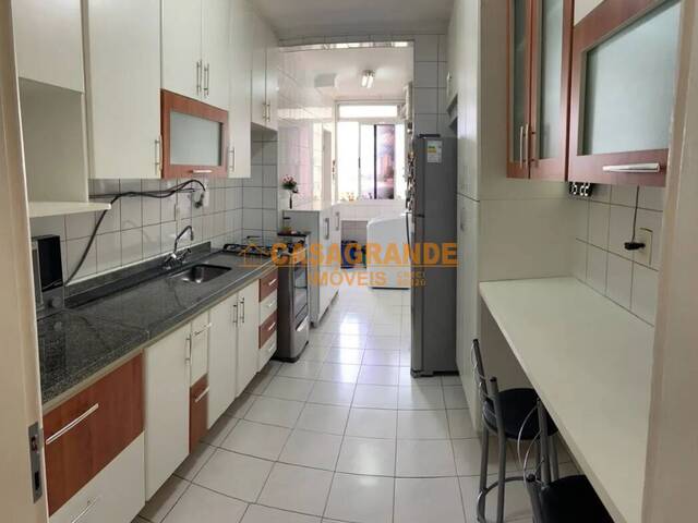 Apartamento para Venda em São José dos Campos - 3