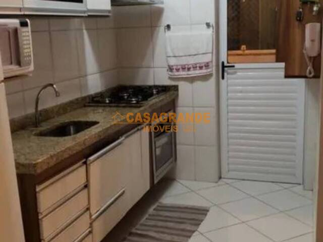 Apartamento para Venda em São José dos Campos - 4