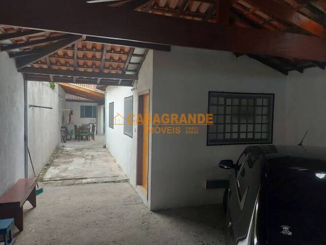 #10822 - Casa para Venda em São José dos Campos - SP - 2