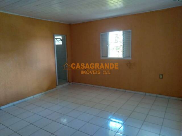 #10835 - Casa para Venda em São José dos Campos - SP - 2