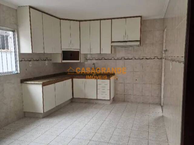 #10839 - Casa para Venda em São José dos Campos - SP - 2