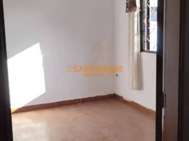 #10853 - Casa para Venda em São José dos Campos - SP - 2