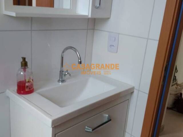 Apartamento para Locação em São José dos Campos - 4